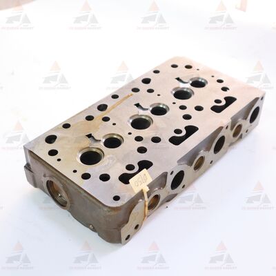 Kubota D750 Engine Cylinder Head | OEM 15521-03040 15521-03042 15521-03043 | Farm Tractor & Excavator Spare Parts Engine Cylinder Head